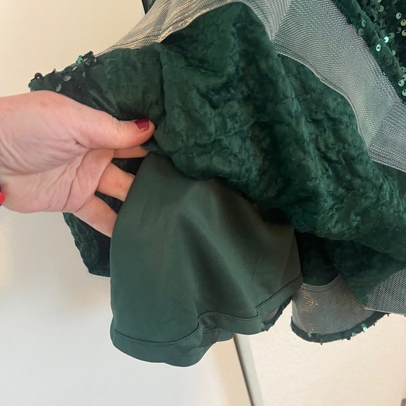 Emerald Green Party Dress with Tulle Bow Accents - Picture 4 of 13